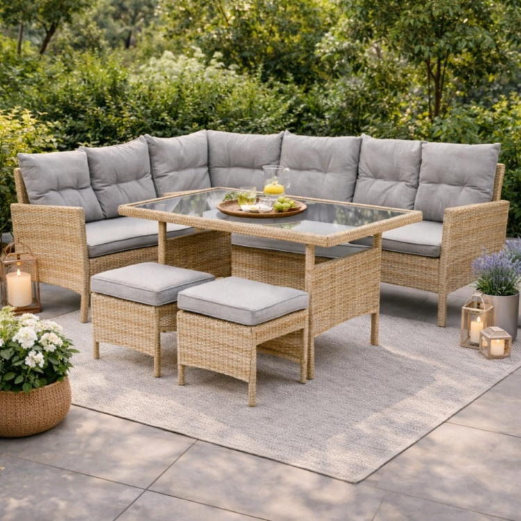 narożnik ogrodowy jasny rattan taras nowoczesny