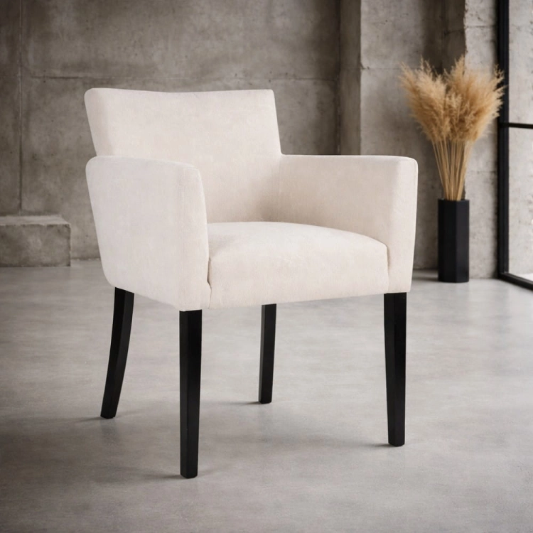 Azurro - krzesło fotelowe do jadalni z podłokietnikami na drewnianych nogach aranżacja