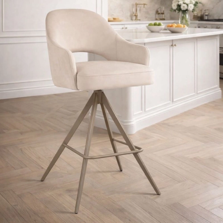 Goda Supreme - niski obrotowy hoker tapicerowany do wyspy 90 cm aranżacja