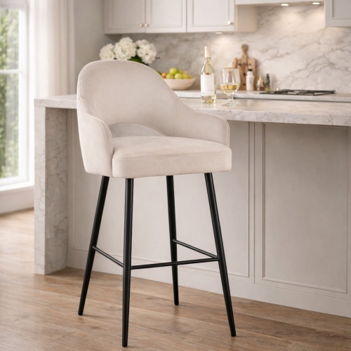 Niski Hoker GODA SUPREME – tapicerowany z podłokietnikami i sprężynami kieszeniowymi aranżacja